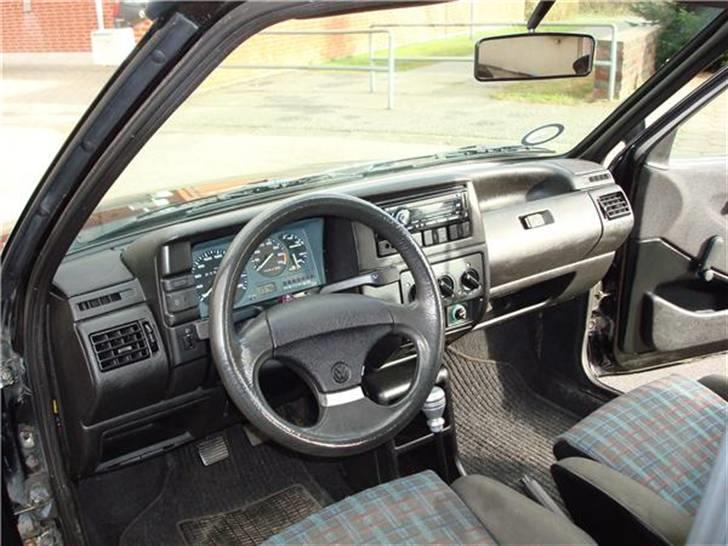 VW Polo GT Coupé • SOLGT • - Indeni =) billede 2