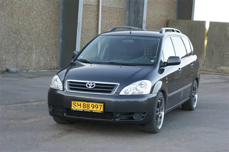 Toyota sportsvan billede 5