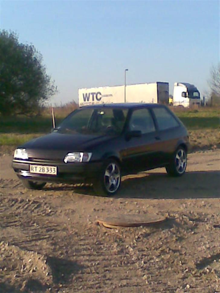 Ford Fiesta - nyt billede med 16" alu på billede 12