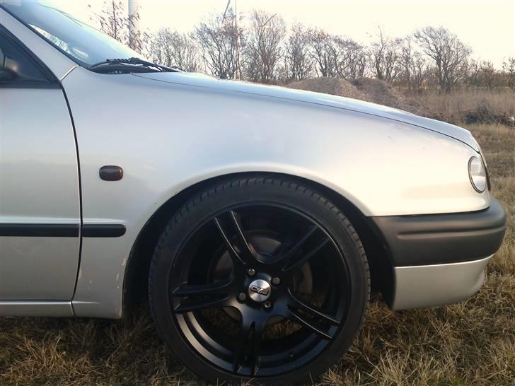 Toyota corolla 1,6 billede 2