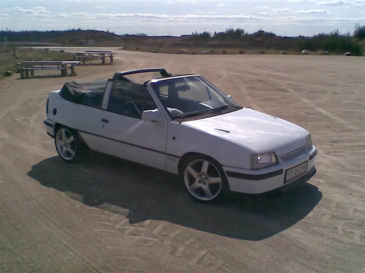 Opel kadett GSi cab solgt billede 10