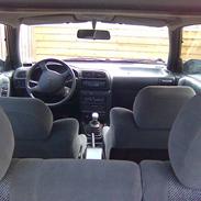 Nissan sunny 1.6 sr SOLGT