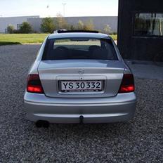 Opel Vectra B 1.8 16V (Solgt)