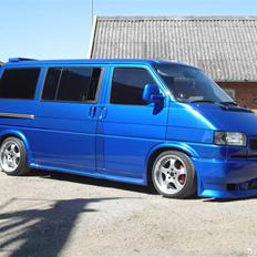 VW Transporter peal solgt 