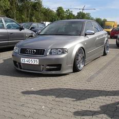 Audi A4 1.8T Airrider SOLGT!