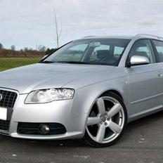 Audi A4 Avant SOLGT !