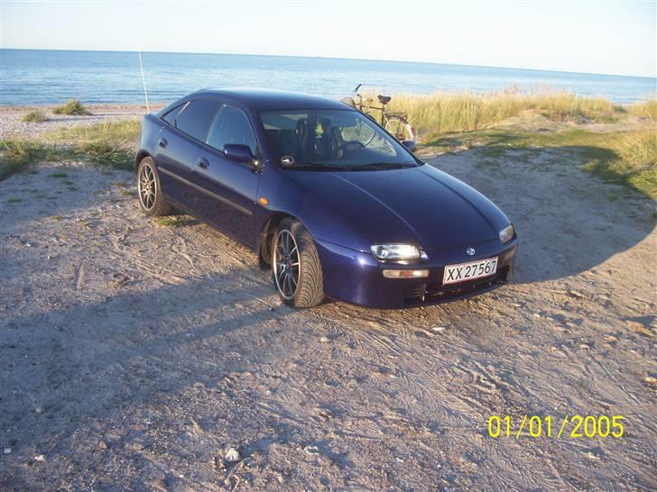 Mazda 323F billede 17