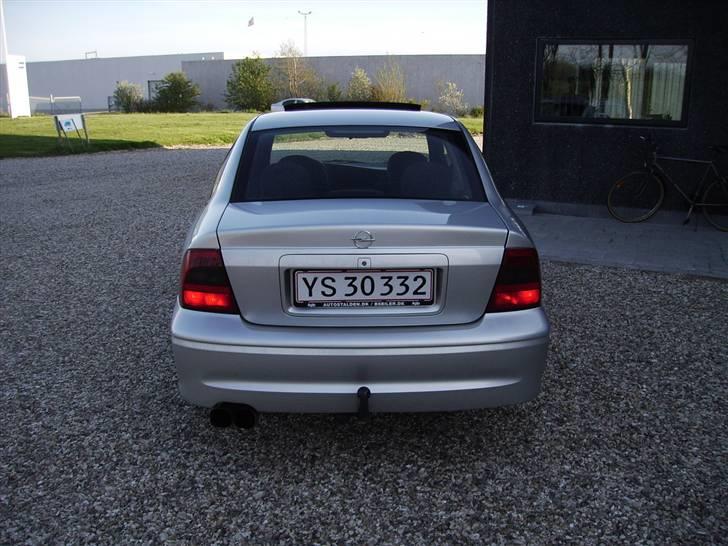 Opel Vectra B 1.8 16V (Solgt) billede 3