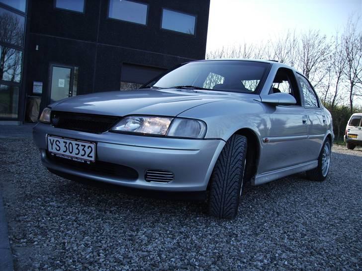 Opel Vectra B 1.8 16V (Solgt) billede 8