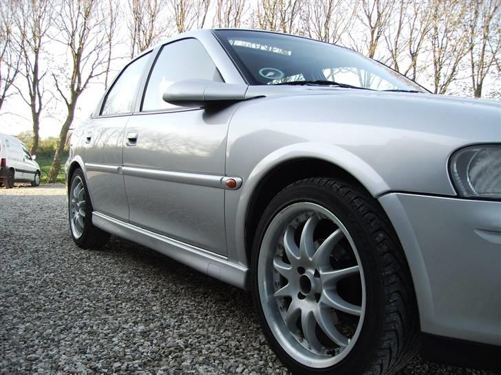 Opel Vectra B 1.8 16V (Solgt) billede 9