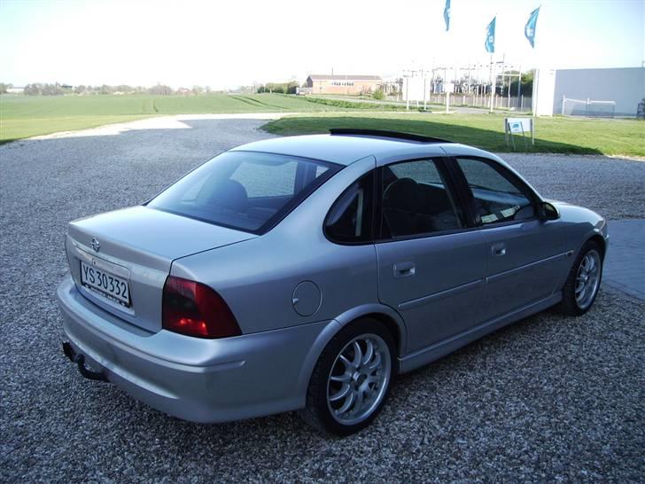 Opel Vectra B 1.8 16V (Solgt) billede 10