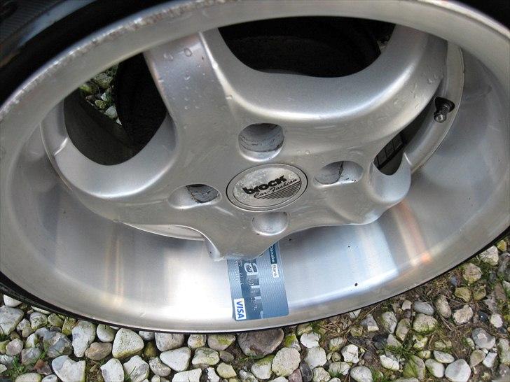 VW Polo GT Coupé • SOLGT • - De "nye" fælge (bagpå) billede 3