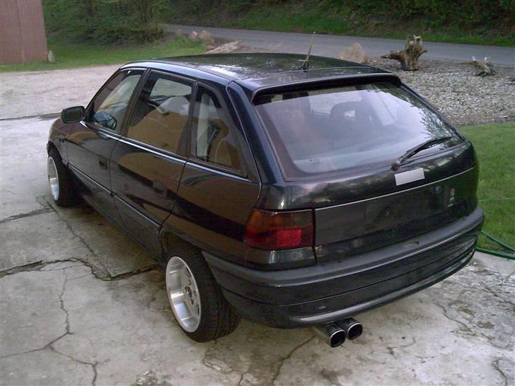 Opel Astra GSI solgt billede 6