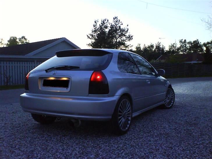 Honda civic vti (solgt) billede 9