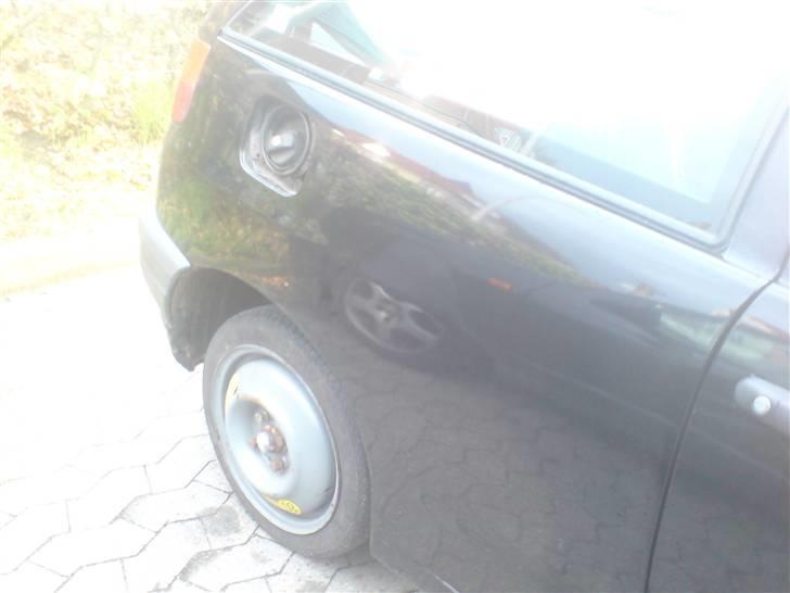 Seat ibiza   (død) - så har jeg også prøvet at punktere.. ubehageligt:-) billede 14