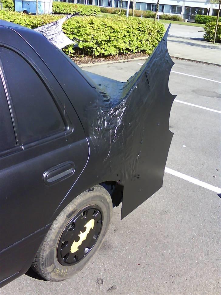 Nissan Sunny - Batmobil edition billede 10