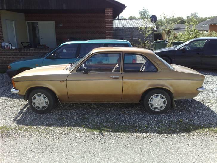 Opel kadett c sedan "solgt " billede 2