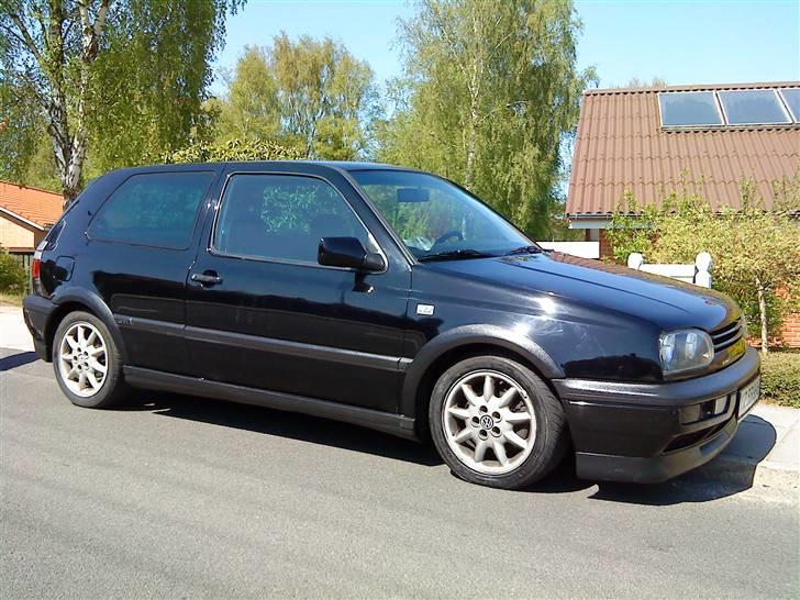 VW 2.0 GTI 16V (solgt)  billede 1
