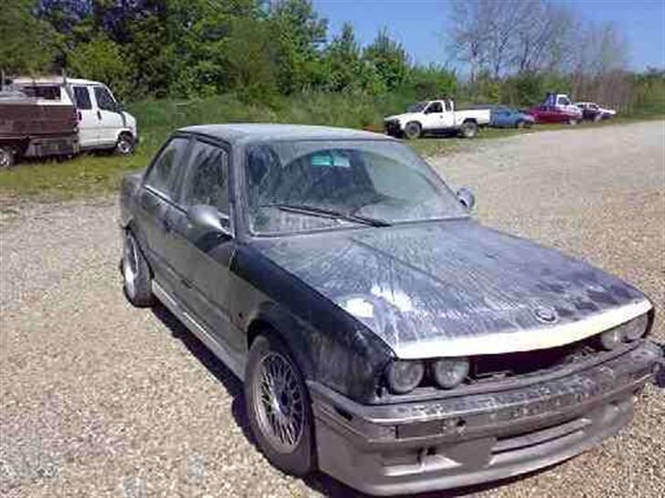 BMW E30 325i SOLGT billede 16