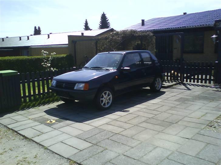 Peugeot 205 XR 1,4 billede 10