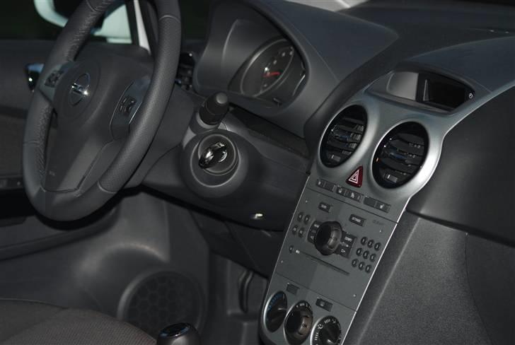 Opel Corsa D Sport *Til salg* billede 15