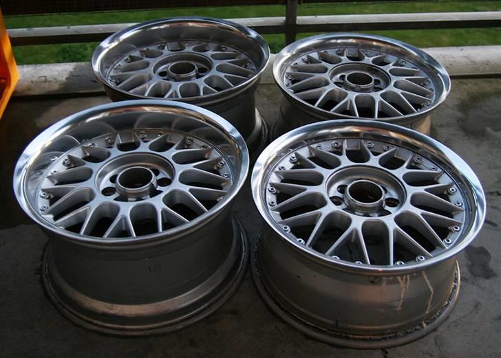 Seat Cordoba TDI Sport "Solgt" - blank poleret fælg kant på Keskin KT4 - Home made arbejde, 8 timer på altanen :) billede 11