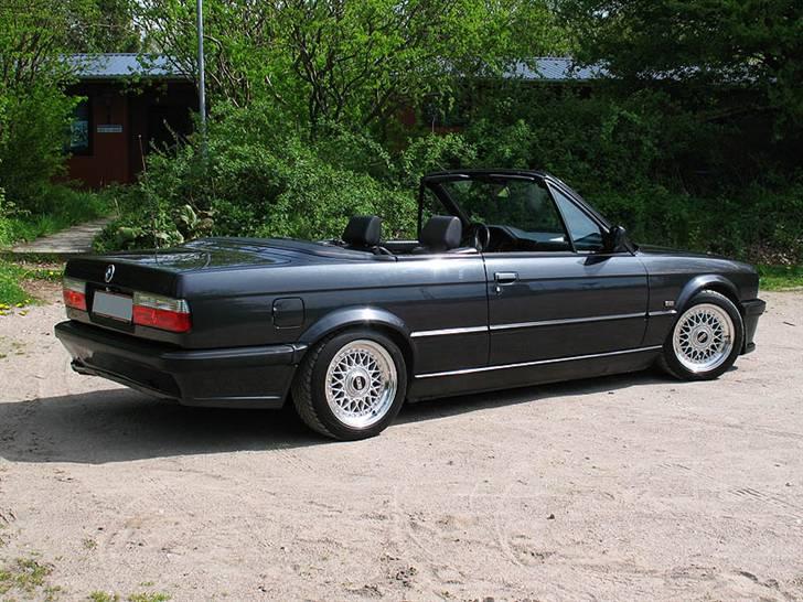 BMW E30 320i Cabrio *SOLGT* - 6/5 2008 billede 14