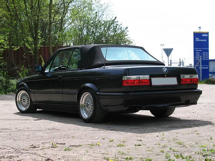 BMW E30 320i Cabrio *SOLGT* - 6/5 2008 billede 16
