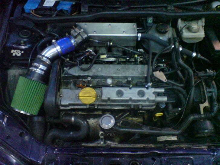 Opel Corsa b 16V solgt! - så blev den nye manifold monteret. det går bare rigtig sød! billede 6