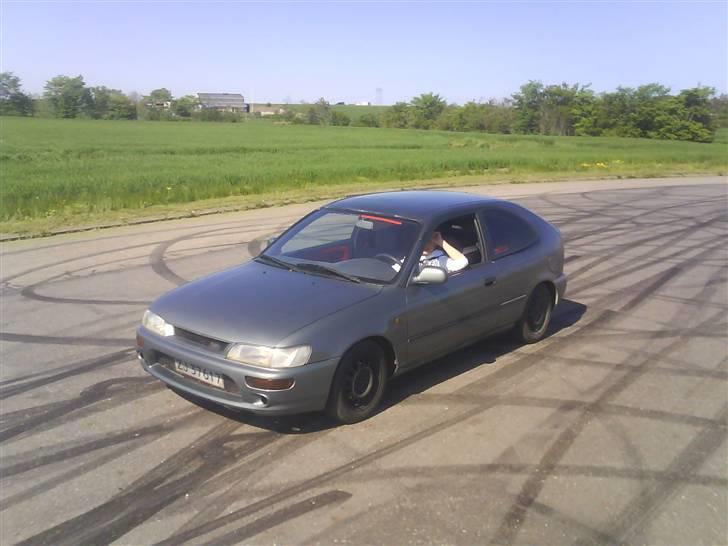 Toyota corolla e10 1,3  billede 11