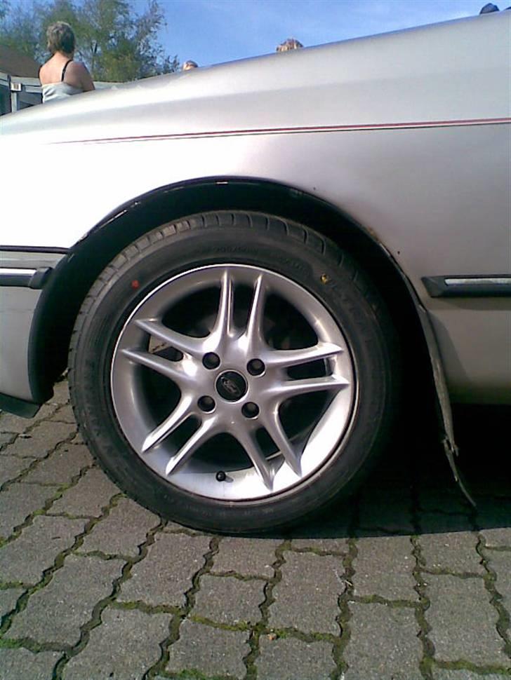 Ford Sierra 1.8 - De nye fælge :) billede 18