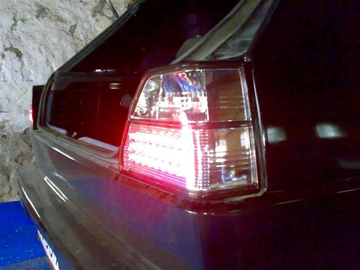 VW Golf 2 1,6 TD Solgt - Ja, en nydelig røv. billede 18