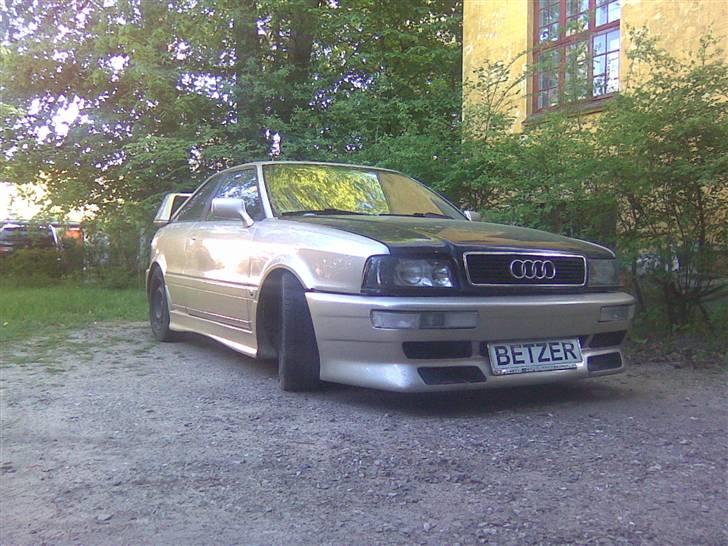 Audi Coupé EVO ll - Morgensolen skinder ;) billede 15