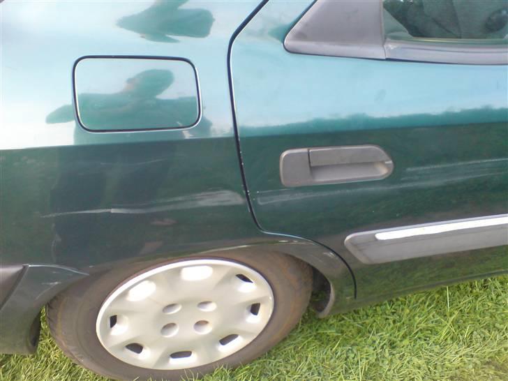 Citroën xantia 1,8 sx (brændt) - bule på siden,,, den er jo fra kbh :) billede 10