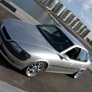 Opel vectra b cdx *solgt*