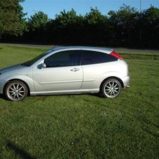 Ford Focus 2,0 til  solgt