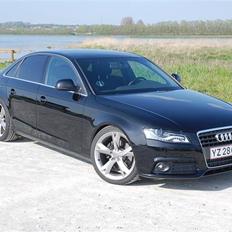 Audi New A4 Limo *SOLGT* 