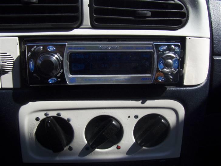 VW VENTO 1.8i GL  billede 18