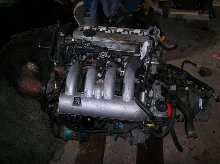 Peugeot 306 GTi Premium   solgt - den nye motor   12500 kr   billede 15