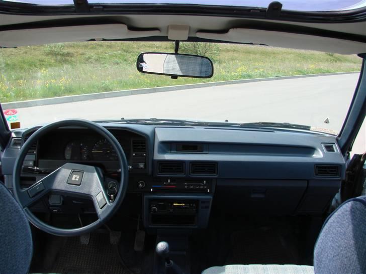 Toyota Corolla 1,3 DX S/D billede 14