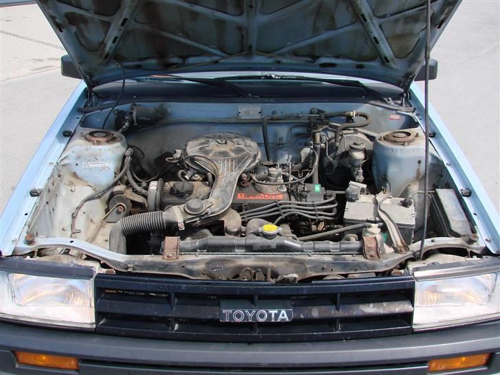 Toyota Corolla 1,3 DX S/D billede 18