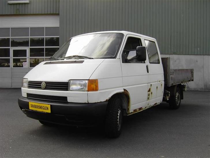 VW Transporter 2,4D SOLGT - Før den fik de røgfarvede blink.. billede 2