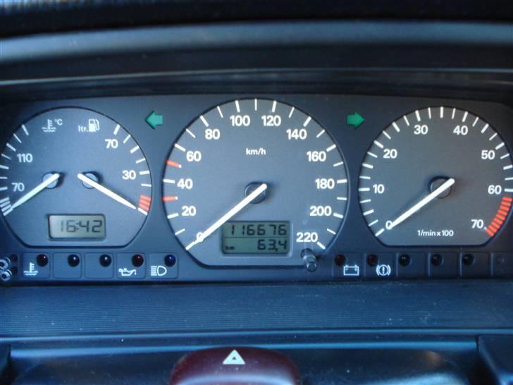 VW Passat 1,8 Var. (Solgt)  billede 9