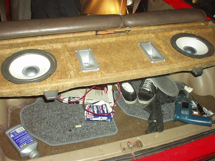 Daihatsu Charade - Totalskadet., billede 12