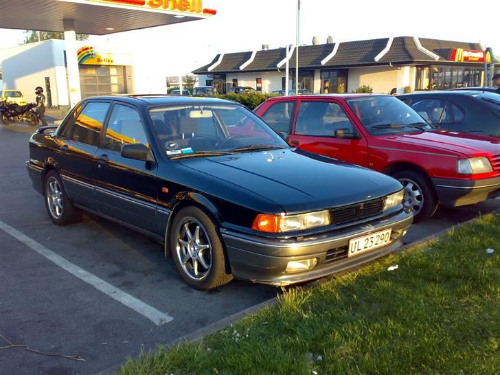 Mitsubishi Galant billede 2