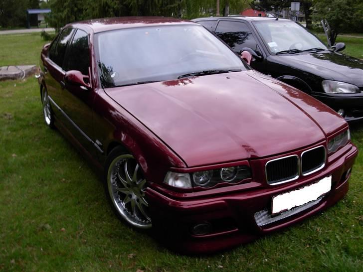 BMW 325 ( Solgt ) billede 1