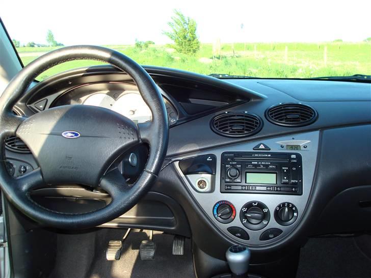 Ford Focus 2,0 til  solgt billede 10