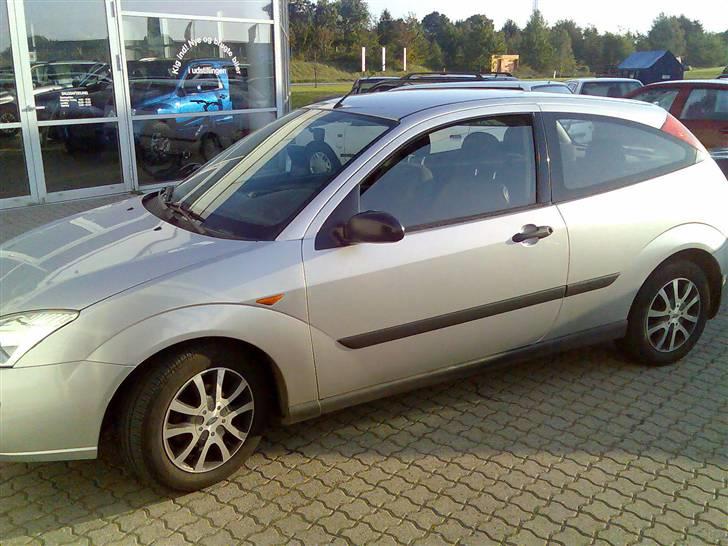 Ford Focus 2,0 til  solgt - så dan så den ud der jeg lig hade købet den billede 11