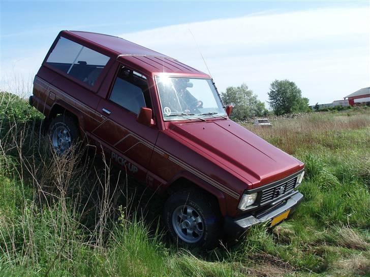 Nissan Patrol  - Gammelt billede, lige da jeg havde købt den. ser lidt "skaldet" ud.. hehe billede 18