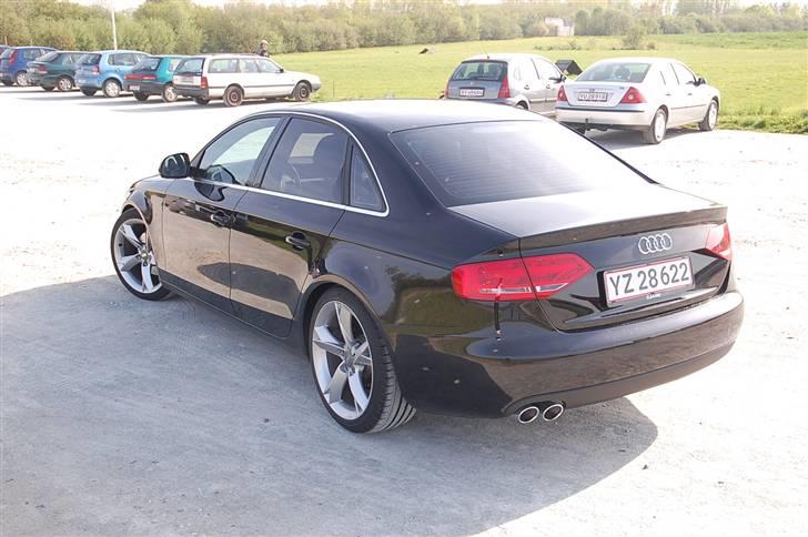 Audi New A4 Limo *SOLGT*  billede 7